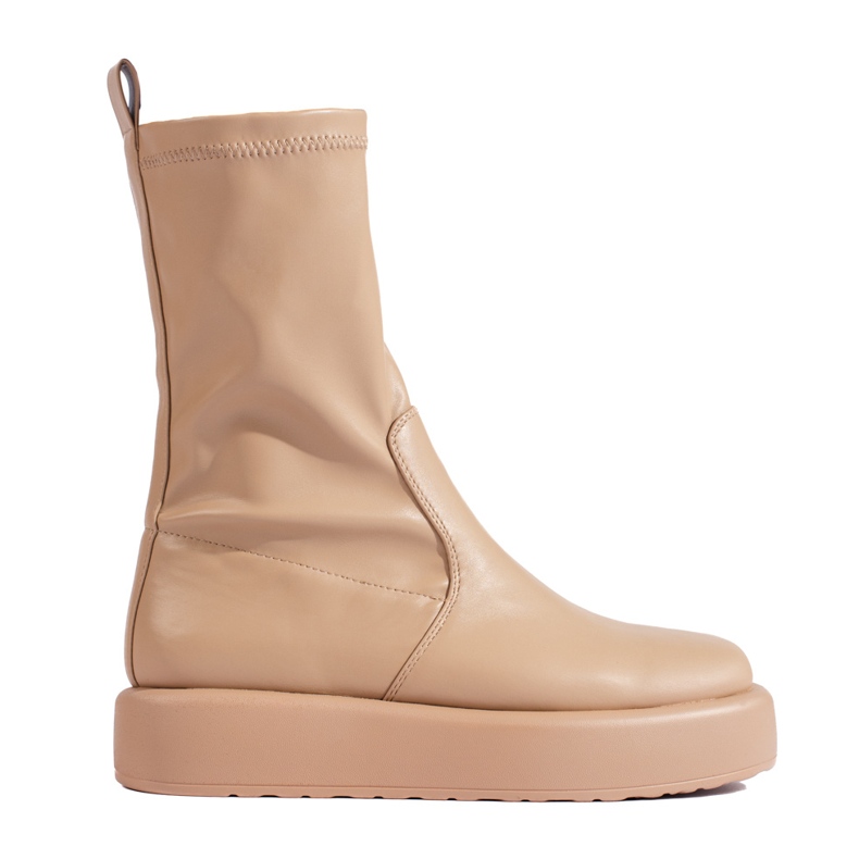 Botines de mujer beige con plataforma Shelovet.