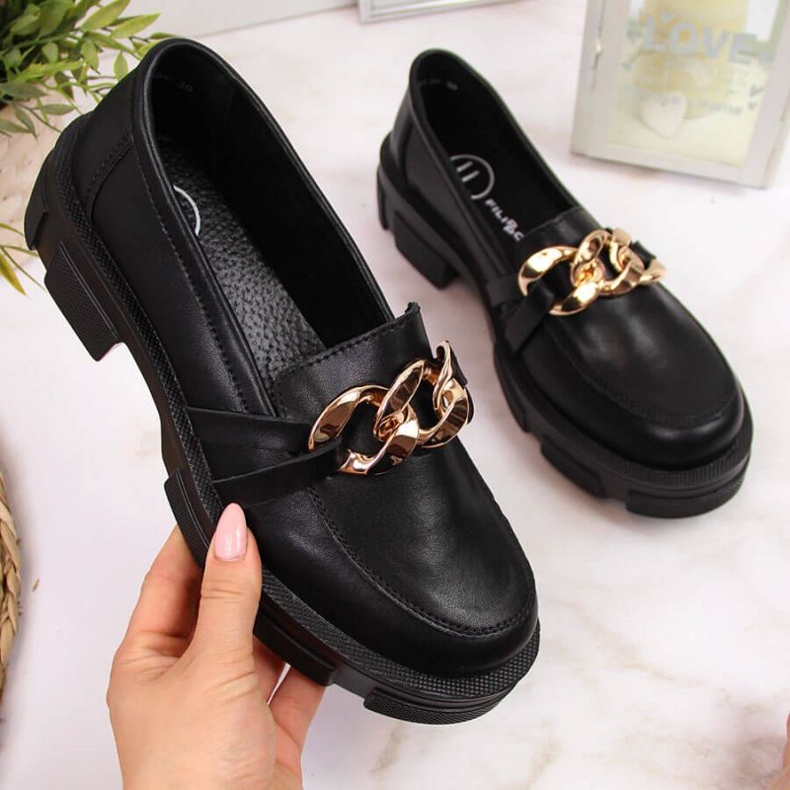 Zapatos de piel con cadena Filippo W PAW252, negro