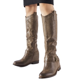 Botas camperas altas Zen marrón con cuña oculta