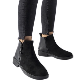 Botines Montaldo clásicos con aislamiento negro