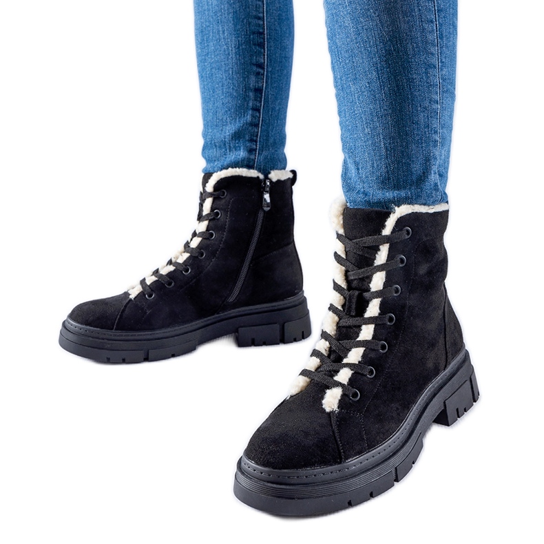 Botines aislantes negros confeccionados en ante ecológico Chamblee Botines aislantes negros confeccionados en ante ecológico Chamblee