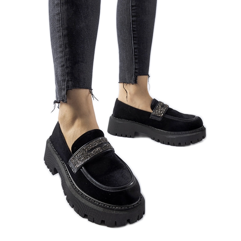 Mocasines negros decorados con pedrería Longuelo