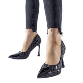 Tacones Benito acolchados negros Tacones Benito acolchados negros