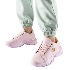 Zapatillas rosas con suela maciza de Arpaia. rosado