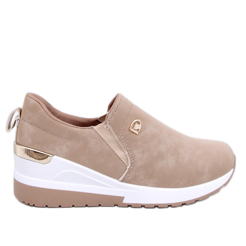 Zapatos cuña Hense Caqui beige