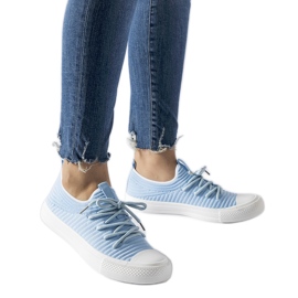 Zapatillas de mujer azules de Medina.