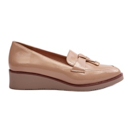 Vinceza Zapatos de cuña de charol para mujer con decoración Miliret beige