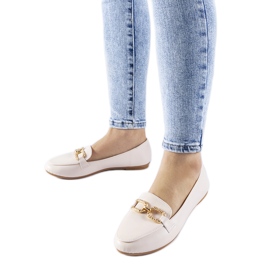 Mocasines con hebilla beige de Sovera