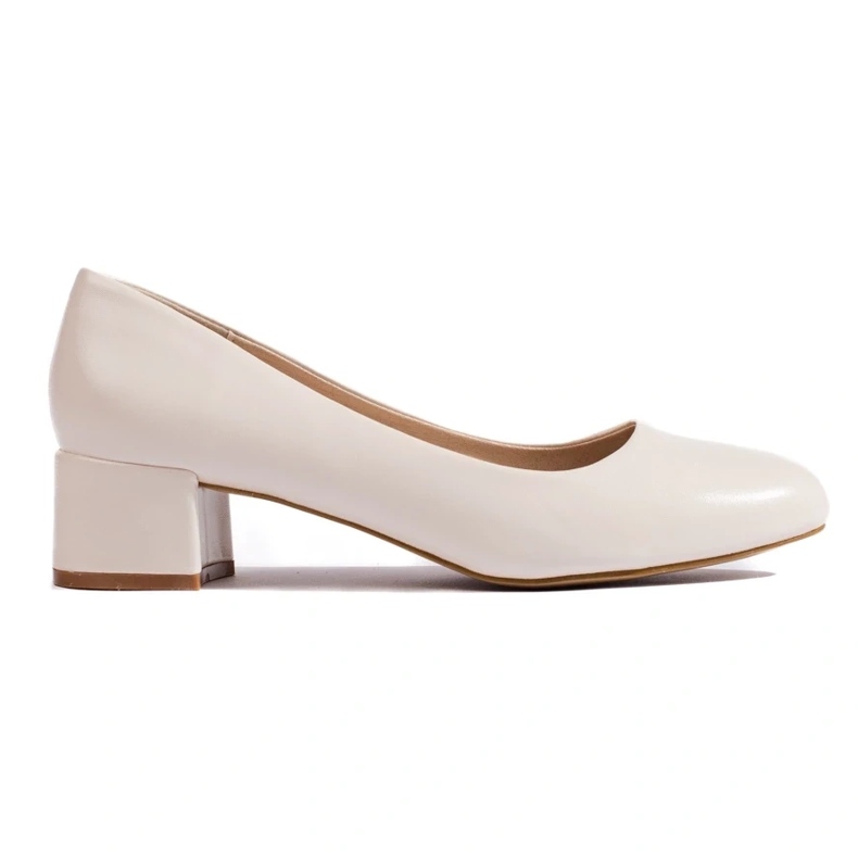 Salón de tacón bajo para mujer, beige claro.