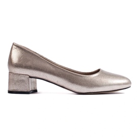 Zapatos de tacón bajo para mujer, dorado oscuro. Zapatos de tacón bajo para mujer, dorado oscuro.