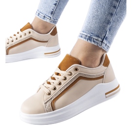 Zapatillas beige con plataforma Mayfield.