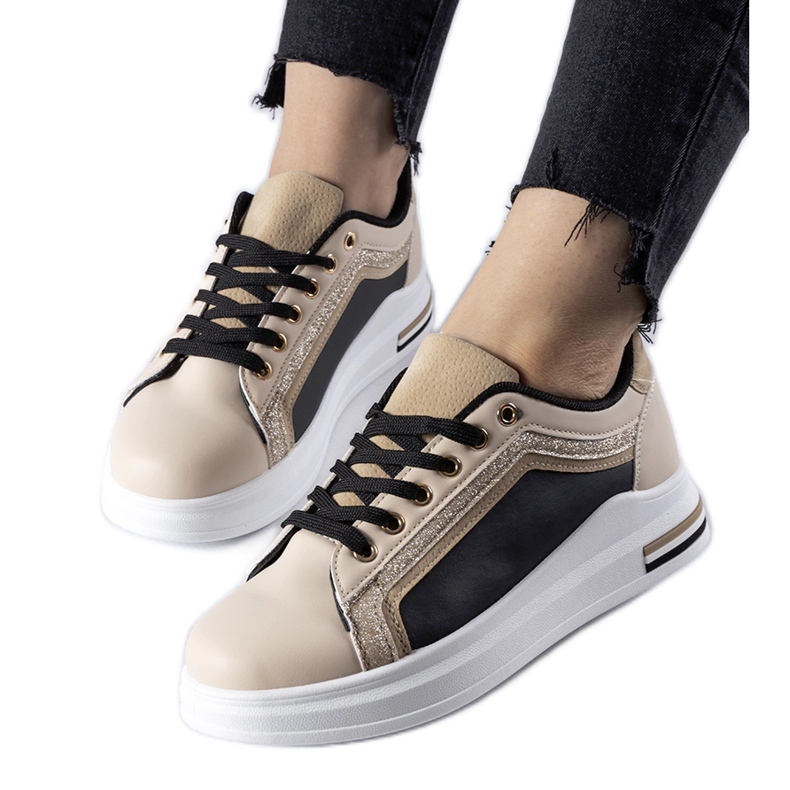 Zapatillas Mayfield con plataforma beige y negra