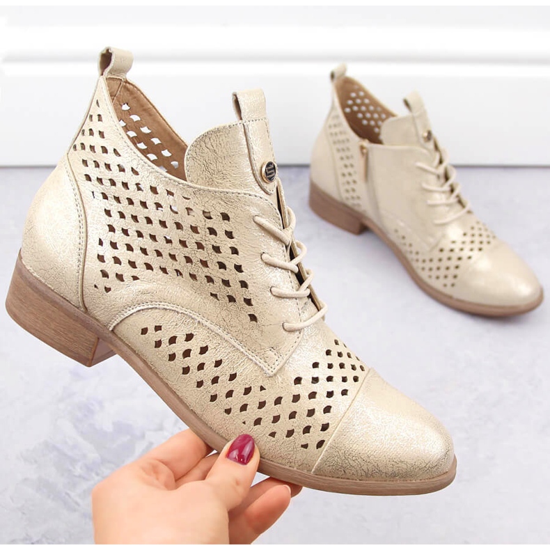 Botines mujer calados dorados Potocki SZ12091 beige