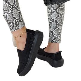 Los zapatos brogue negros de Marcie