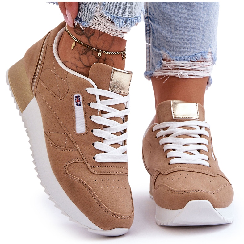 Deportivas con cordones de piel beige con plataforma