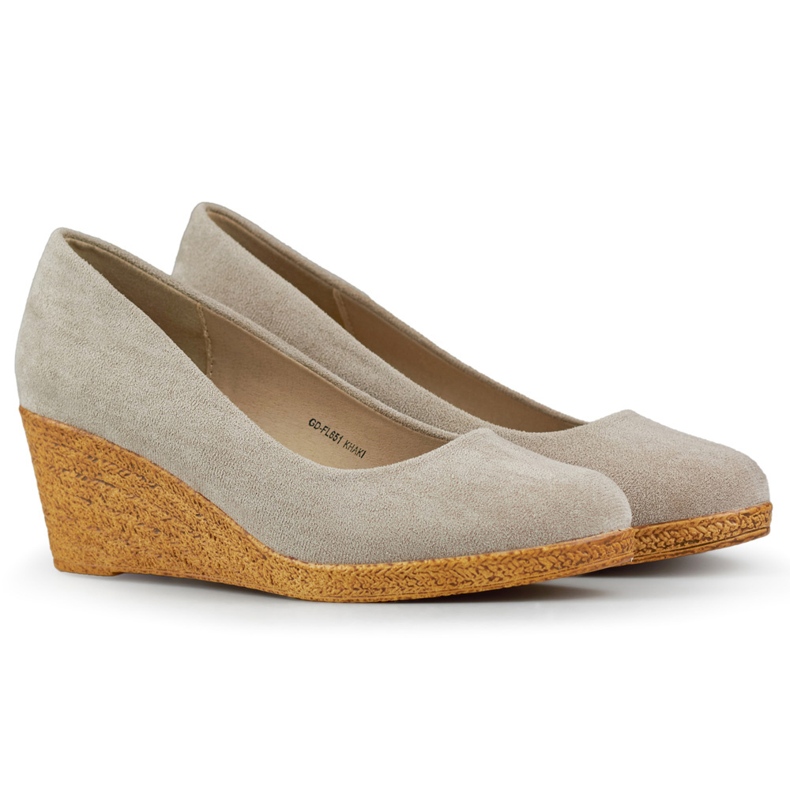 Zapatos de cuña cómodos de ante, zapatos de cuña para mujer. beige