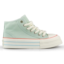 Zapatillas altas de mujer con suela gruesa. verde Zapatillas altas de mujer con suela gruesa. verde