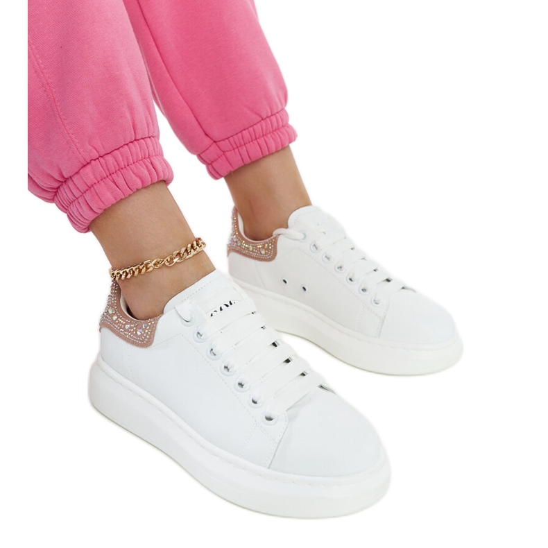 Zapatillas blancas con plataforma GOE JJ2N4051. blanco