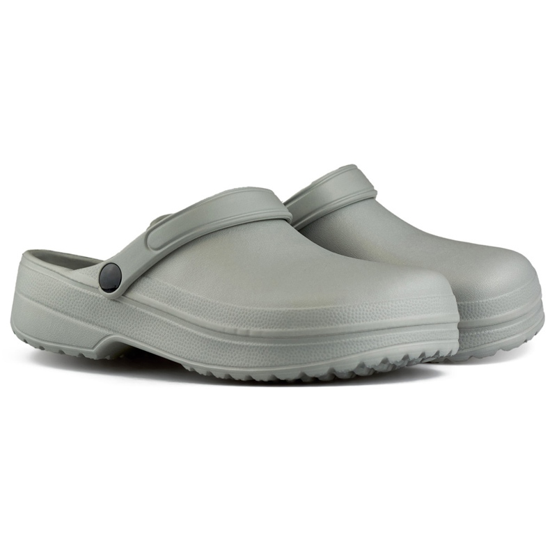 Pantuflas grises tipo Kroksy Pantuflas grises tipo Kroksy