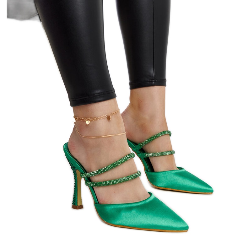 Chanclas de tacón verdes de Raffaelina
