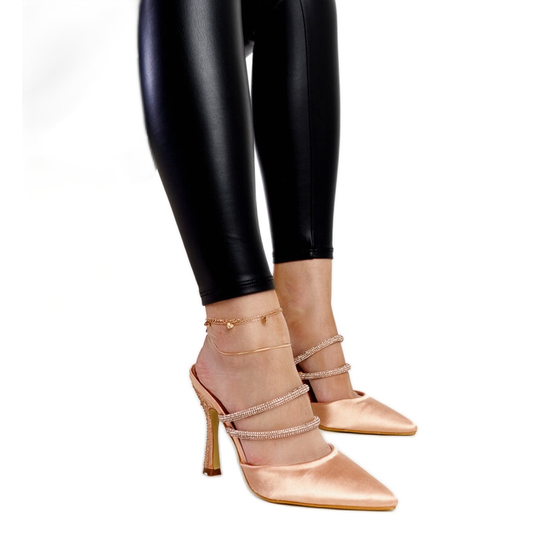 Chanclas de tacón beige de Raffaelina