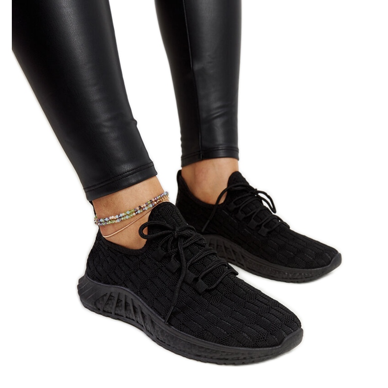 Zapatillas Milena de tela negra. negro