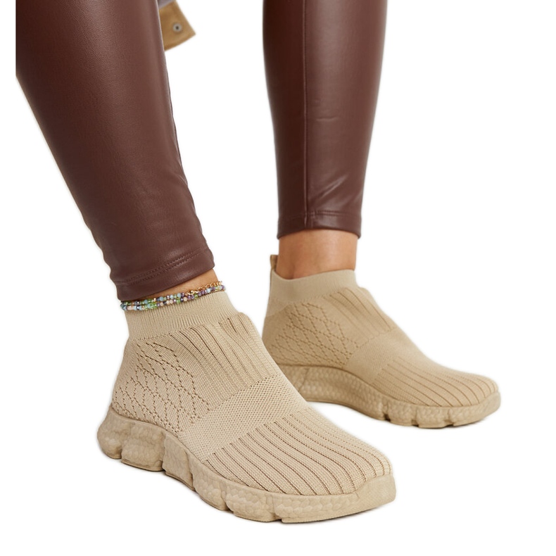 Zapatillas deportivas ligeras beige oscuro de Vaclav
