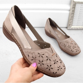 Zapatos slip-on mujer cómodos de piel verano beige Rieker 41356-60 Zapatos slip-on mujer cómodos de piel verano beige Rieker 41356-60