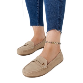 Mocasines beige con acabado mate de Rubiania