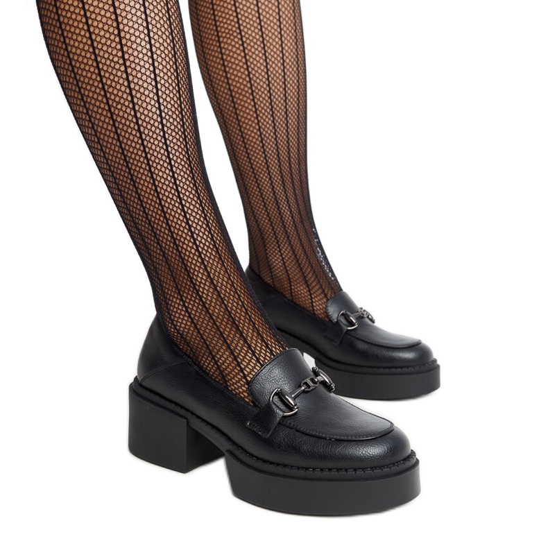 Zapatos de tacón en ecopiel negros de Vinceza
