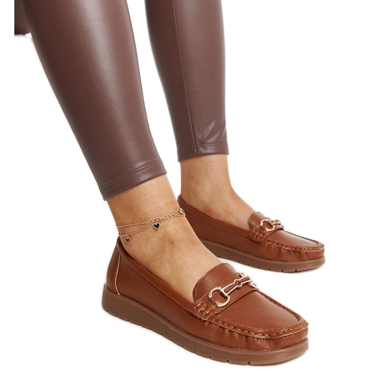 Mocasines Anisah hebilla marrón