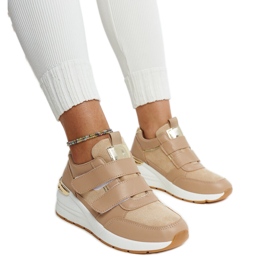 Zapatillas con cuña marrones y cierre de velcro de Orly marrón
