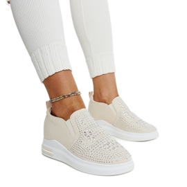 Zapatillas con cuña beige de Fossacesia