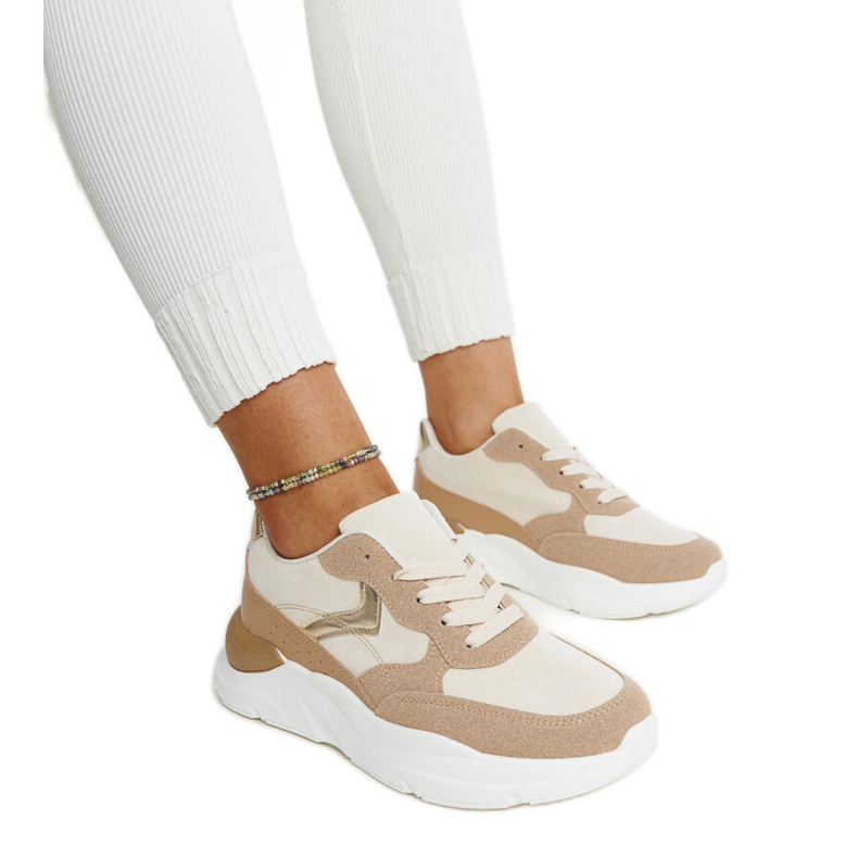 Zapatillas marrones con plataforma Nereida. marrón