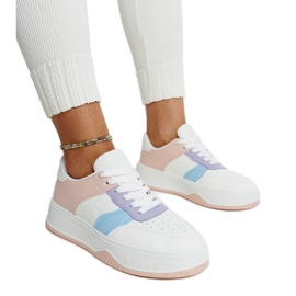 Zapatillas blancas y rosas con suela Rafida más gruesa. rosado
