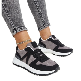 Zapatillas negras y grises con plataforma Sanela. negro