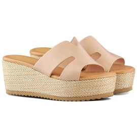 Sandalias cuña mujer beige