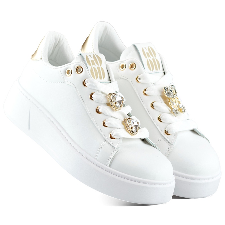Zapatillas blancas de moda para mujer con adornos en los cordones, zapatillas con un osito de peluche blanco Zapatillas blancas de moda para mujer con adornos en los cordones, zapatillas con un osito de peluche blanco