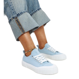 Zapatillas de tela azul de Eduard