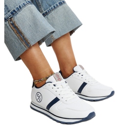Deportivas de mujer blancas y azul marino de Cross Jeans blanco