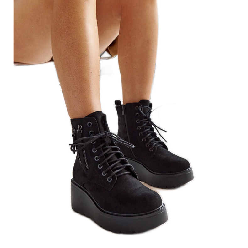 Botas con cuña de ante con aislamiento negras de Safiya negro