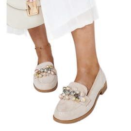 Mocasines beige claro con adornos Dahera