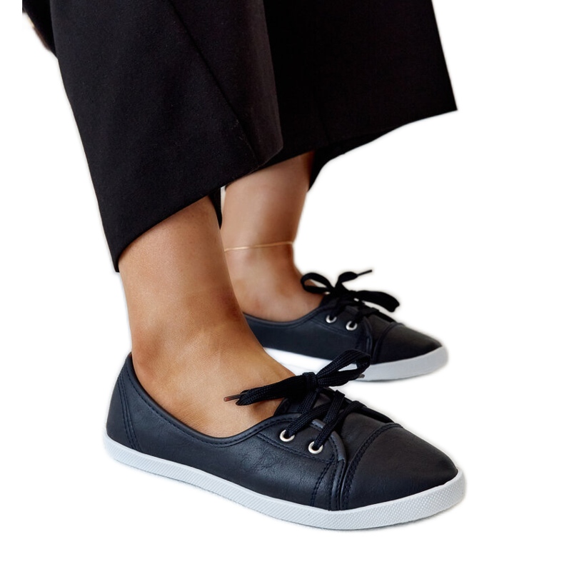 Zapatillas slip-on azul marino de piel ecológica Knudsen