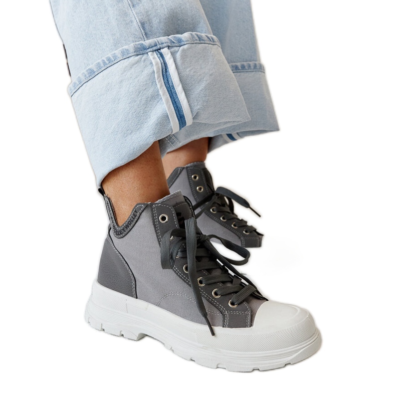 Zapatillas altas Nura grises con muescas