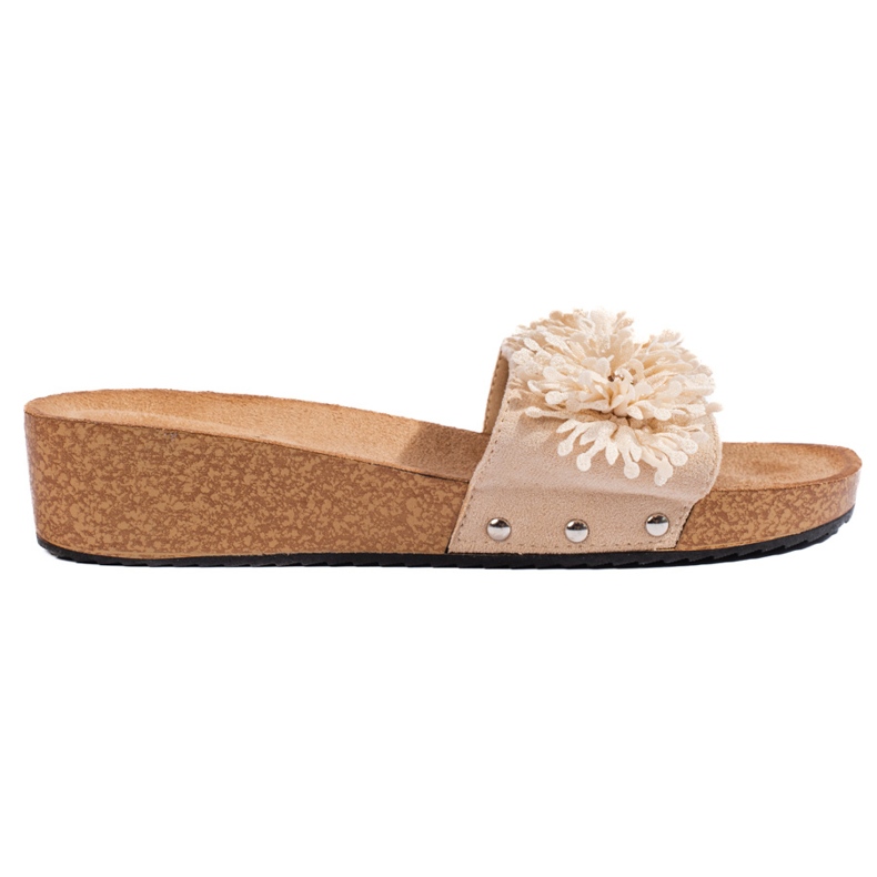 Zapatillas de casa mujer de ante beige con flores.