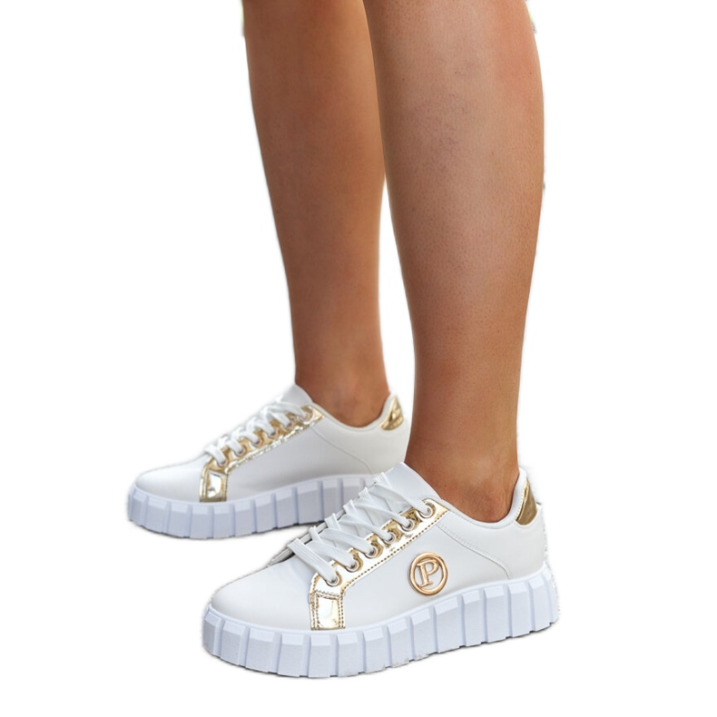 Zapatillas blancas y doradas con suela Bionda masiva. blanco Zapatillas blancas y doradas con suela Bionda masiva. blanco