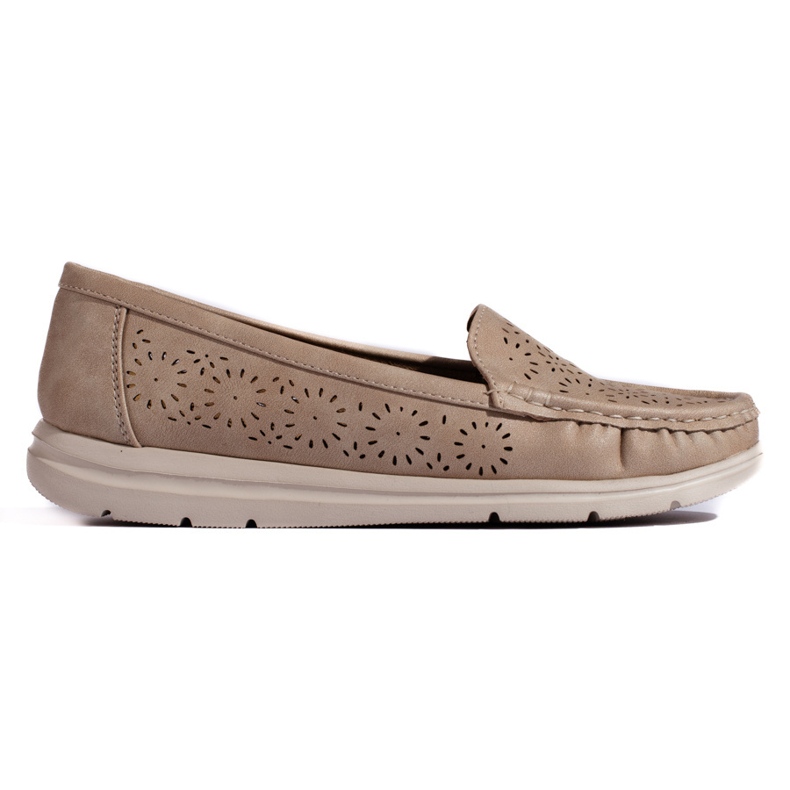 Mocasines calados de mujer beige