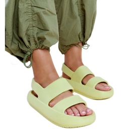 Sandalias Attiana verdes