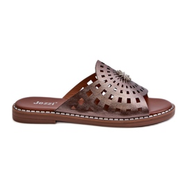 Chanclas de mujer brillantes de tacón plano con decoración cobre Ebirena marrón
