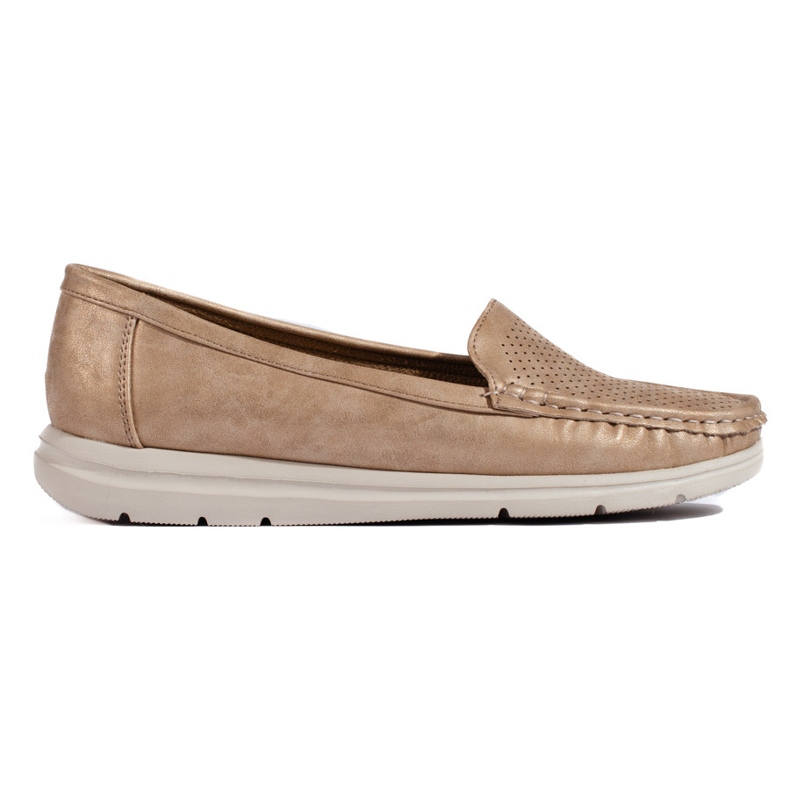 Mocasines dorados para mujer.